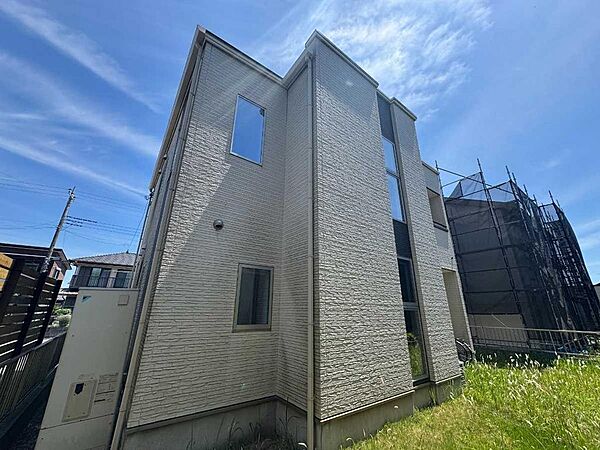 建物南側