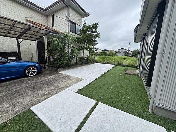 庭先