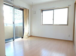 ＲＵＨＥ　ＨＡＵＳ（ルーエハウス） 103 1階ワンルームのリビング/ダイニング