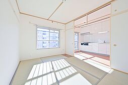 UR若葉台 0003-0303 3階3DKのリビング/ダイニング