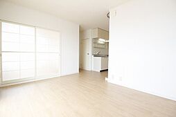 トマトハウス 201 2階2LDKのリビング/ダイニング