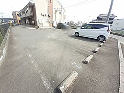 4 / 4