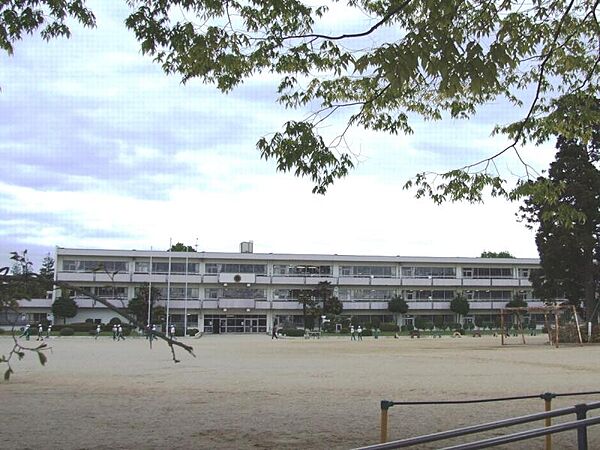 detached 宮城県亘理郡亘理町逢隈鹿島字倉庭
地図を見る