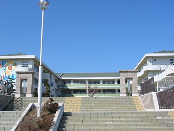 detached 宮城県亘理郡亘理町逢隈鹿島字倉庭
地図を見る