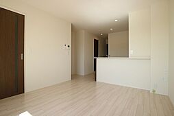 パドレ・レージェ 102 1階2LDKのリビング/ダイニング