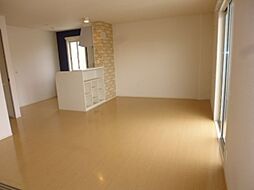 ドエル古賀B棟 203 2階2LDKのリビング/ダイニング