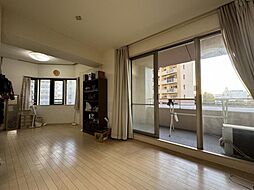 アクアパークCITY岸和田南4番館 3LDKのリビング/ダイニング