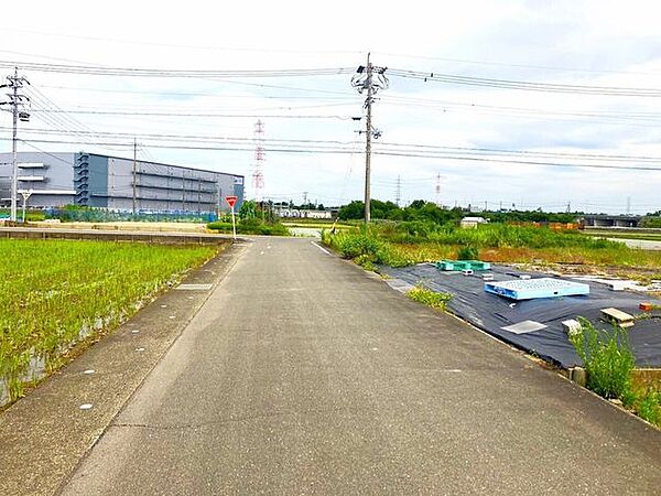 前面道路含む現地写真
