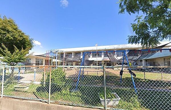 一宮市千秋南小学校 750m
