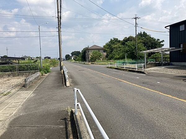 前面道路含む現地写真