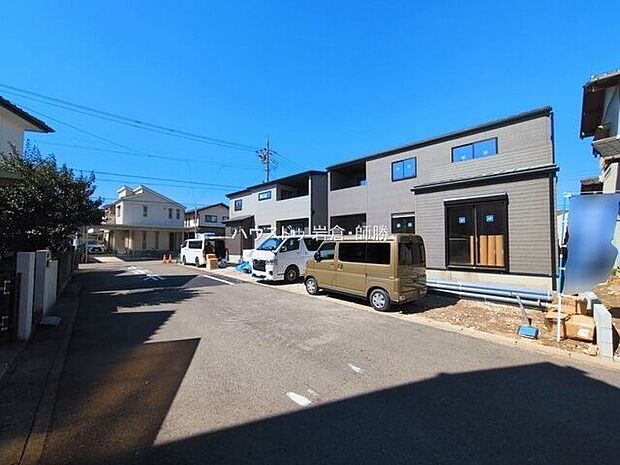 南西角地なので日当たり良好です♪