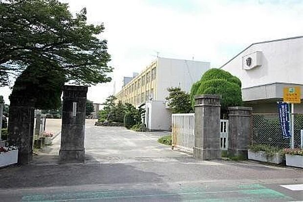 古知野南小学校 800m