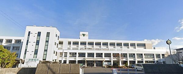 守山市立守山南中学校　徒歩約２０分