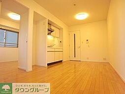 ラクラス田町 402 4階1LDKのリビング/ダイニング