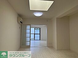 シャレー祐天寺カワベ第7 302 3階1LDKのリビング/ダイニング