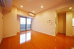 ベルファース本郷弓町 806 8階1LDKのリビング/ダイニング