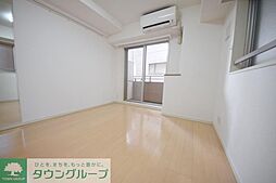 ファミール芝公園グランスイート　ラ・ヴィル 406 4階ワンルームのリビング/ダイニング