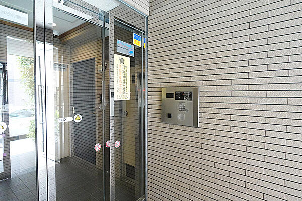 オートロック完備