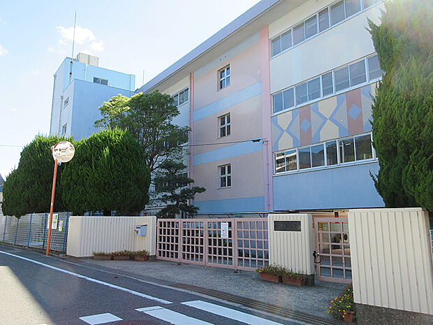 池田市立渋谷中学校（1224m）