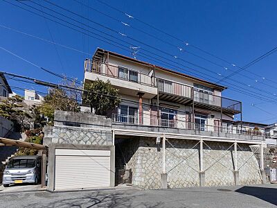 外観:【現地写真】阪急バス「光が丘中」停徒歩約3分!逆瀬川駅まではバスで約12分とアクセスもしやすい立地となっております。 外観:【現地写真】阪急バス「光が丘中」停徒歩約3分!逆瀬川駅まではバスで約12分とアクセスもしやすい立地となっております。