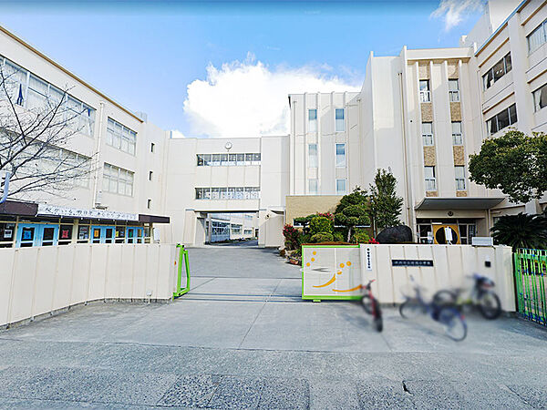 伊丹市立瑞穂小学校（1092m）