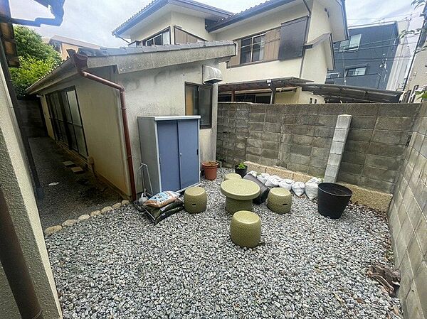 【庭】お客様の条件などをしっかりとおうかがいさせていただき、お家探しのパートナーとしてサポートさせていただきます♪