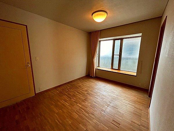 【リビング以外の居室】7LLDDKKの間取りは使い方が無限大！ペット専用のお部屋や趣味部屋としても活用していただけます。