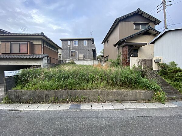 閑静な住宅街にあり、落ち着いた生活を送ることが出来ます◎