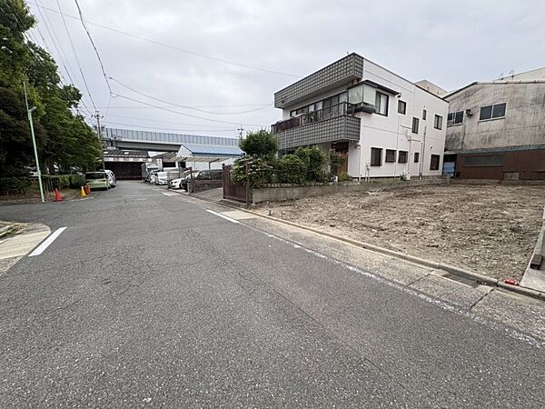 小中学校が徒歩10分以内で子育ても安心！子育て世帯にうれしい住環境です！