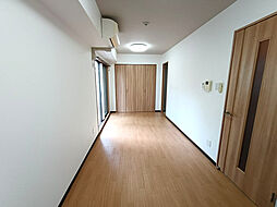 コクリコ富田 2階ワンルームのリビング/ダイニング