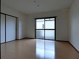 サンコート橋の内 3階3DKのリビング/ダイニング