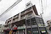 総持寺駅より徒歩2分 築50年7ヶ月 5階建の賃貸物件