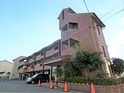 沢良宜駅より徒歩17分 築39年5ヶ月 3階建の賃貸物件