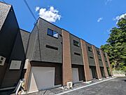 豊川駅より徒歩11分 築3年3ヶ月 2階建の賃貸物件
