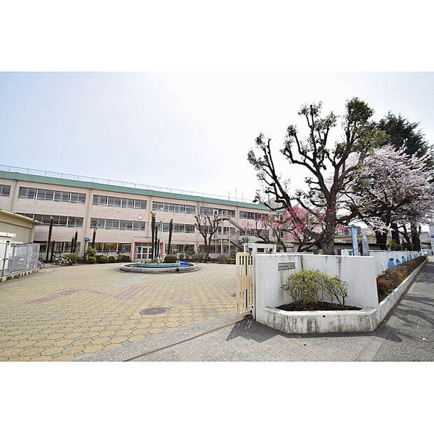 拝島第二小学校