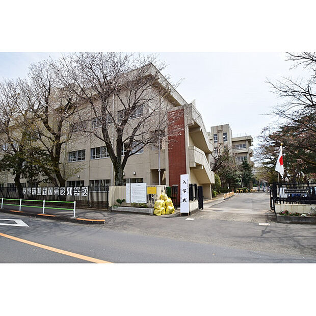 雷塚小学校