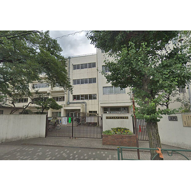 旭ヶ丘小学校