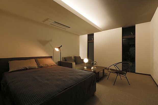 【プラン例？】海外のホテルのようなモダンテイストのベッドルーム。控えめで上品なグレートーンを基調とした落ち着きのある空間です。