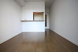 レオパレスMILLENIUM 1階2DKのリビング/ダイニング