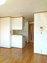 スカイヒルズＢ 1階1Kのリビング/ダイニング