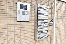 カーサ・デ・ミオ 1階1LDKの室内