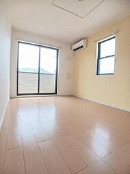 グランド・ソレイユI 1階1LDKのリビング/ダイニング