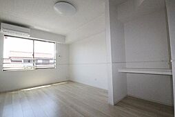 プレッソ春日 2階1LDKのリビング/ダイニング