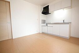 クレストールKII 1階2DKのリビング/ダイニング