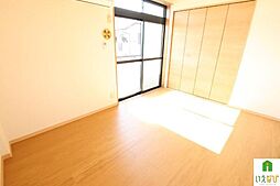 サンマルコ英 2階1DKのリビング/ダイニング