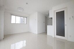 JR高徳線 栗林公園北口駅 徒歩4分の賃貸マンション 1階ワンルームのリビング/ダイニング