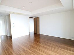 セントラルパークタワー・ラ・トゥール新宿 10階1LDKのリビング/ダイニング