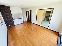 JR可部線 安芸長束駅 徒歩26分の賃貸アパート 1階2LDKのリビング/ダイニング