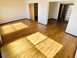 JR可部線 下祇園駅 徒歩9分の賃貸マンション 3階2LDKのリビング/ダイニング