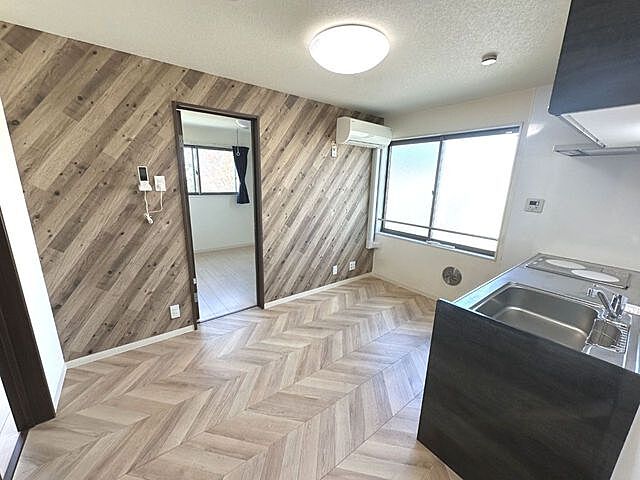 リビング/ダイニング 足立区東伊興4丁目